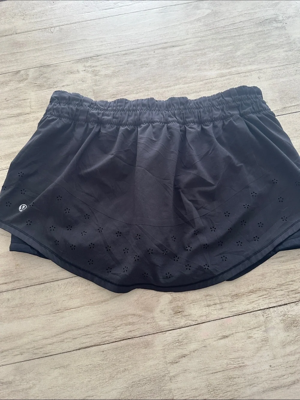 Lululemon Run: Breeze By Skirt Laser Cut charcoal gray 10